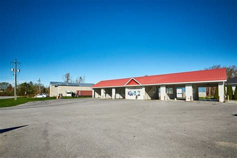 Julez in Picton, ON K0K 2T0 .